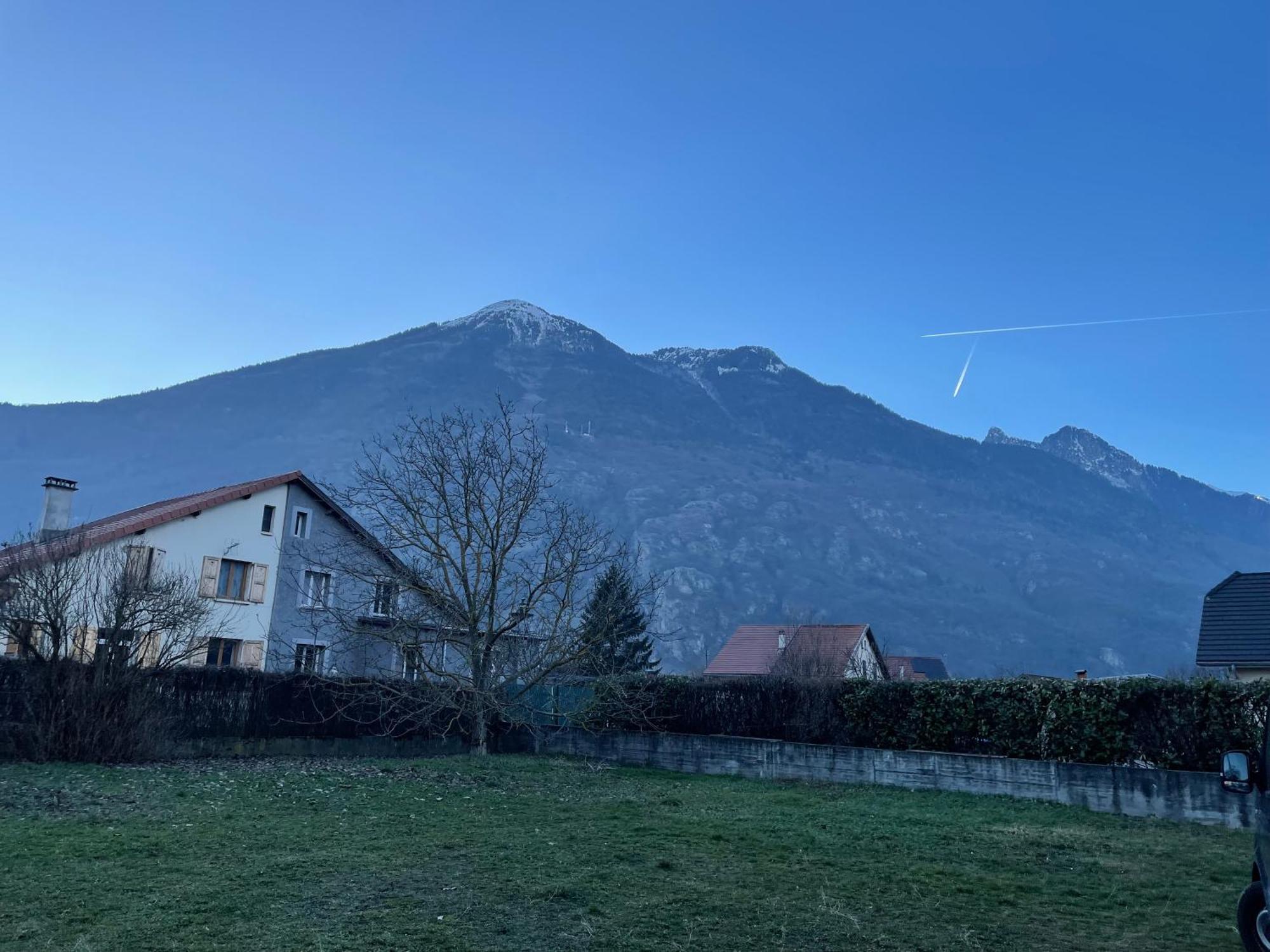 Au Pied De La Vallee Saint-Etienne-de-Cuines Ngoại thất bức ảnh